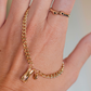 (GOLD) the hand clasp  bracelet